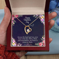 Load image into Gallery viewer, Valentines Day necklace - Forever love necklace
